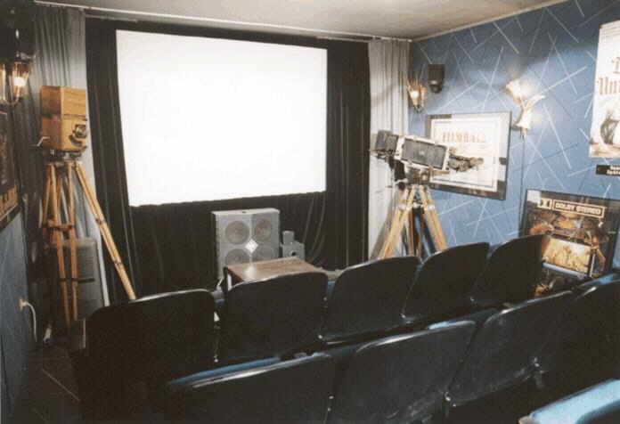 Kinosaal im Filmmuseum Romboy